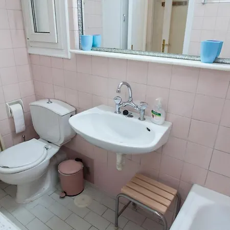 Beautiful Retro Apt In Koukaki Apartment Athens