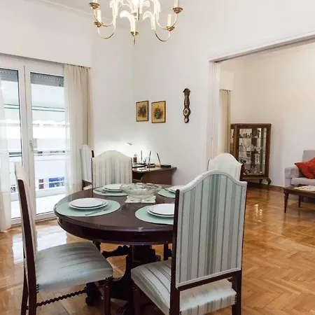 Apartment Beautiful Retro Apt In Koukaki Athens