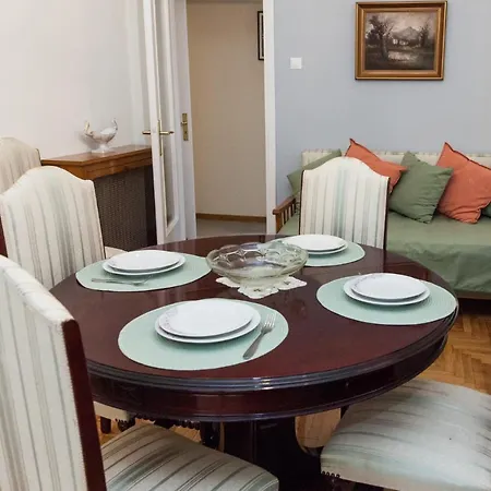 Beautiful Retro Apt In Koukaki Apartment *