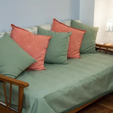 Beautiful Retro Apt In Koukaki Apartment